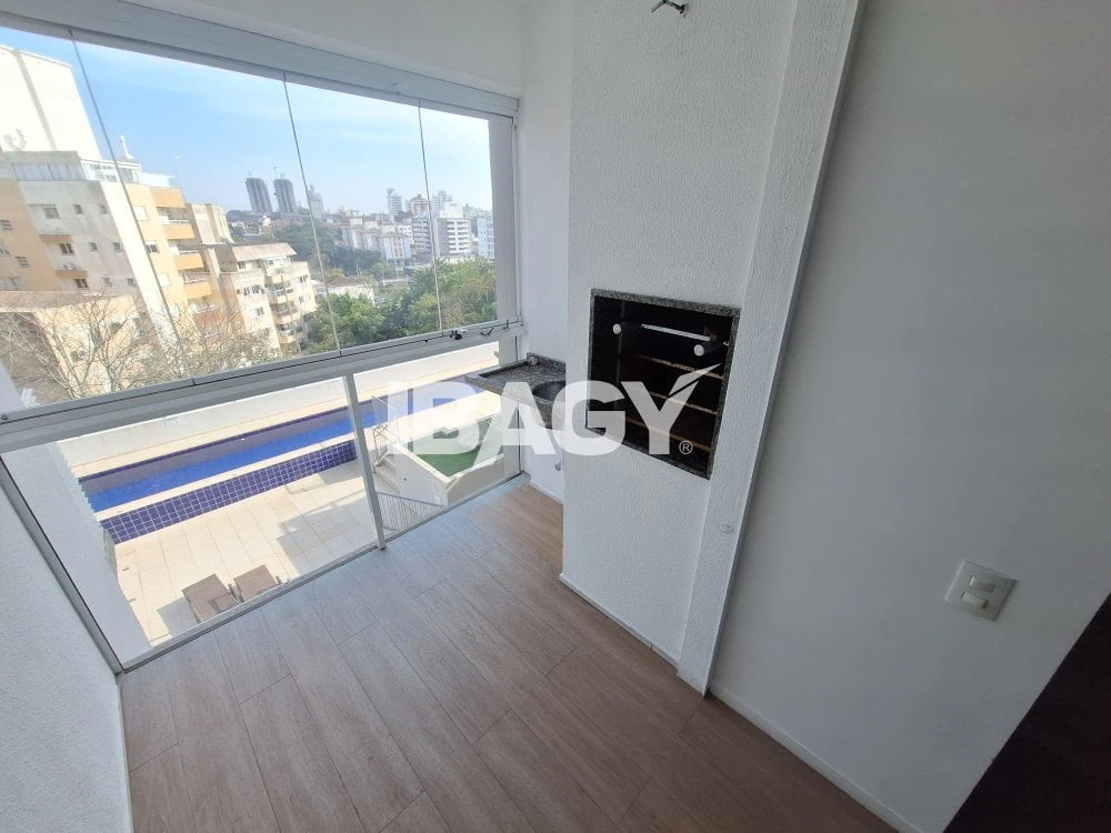 Apartamento de 3 dormitorios con cocina abierta
