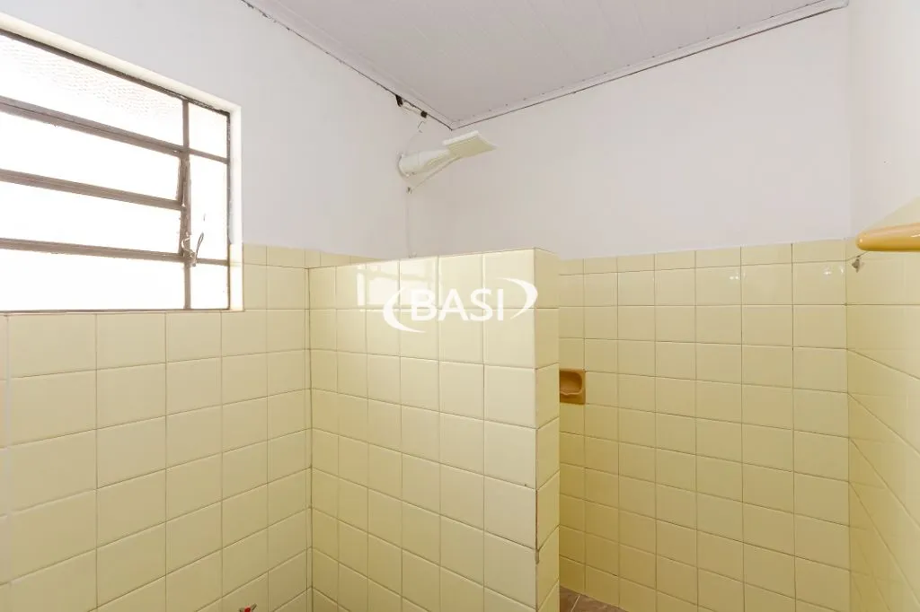 Unfurnished house with 4 bedrooms and 3 bathrooms — photo 19