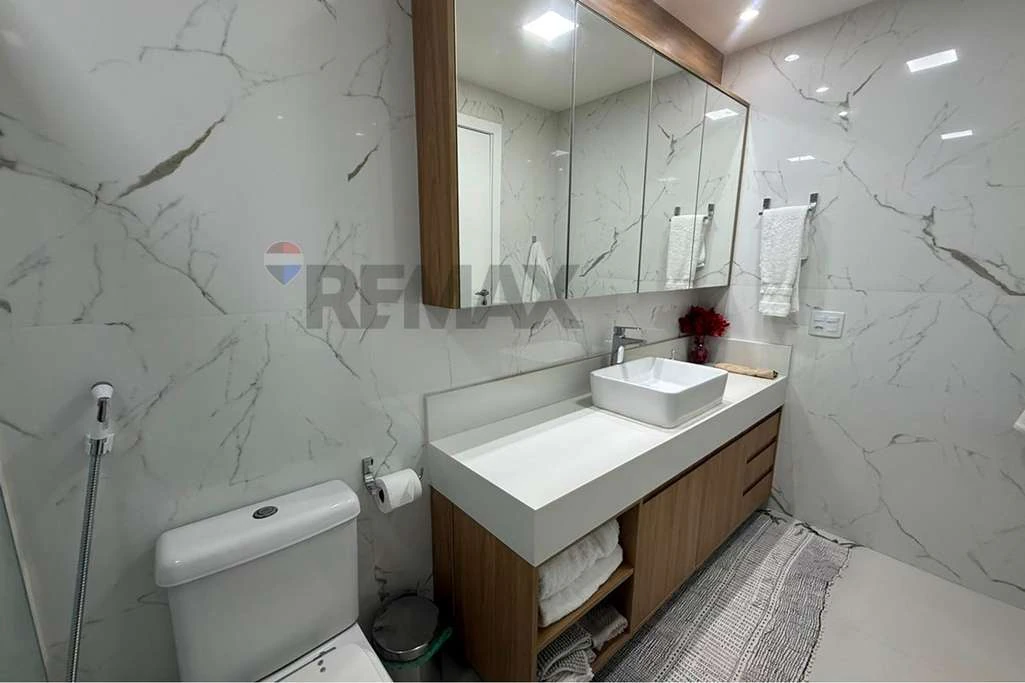 Furnished 2-bedroom apartment with 2 parking spots — photo 7