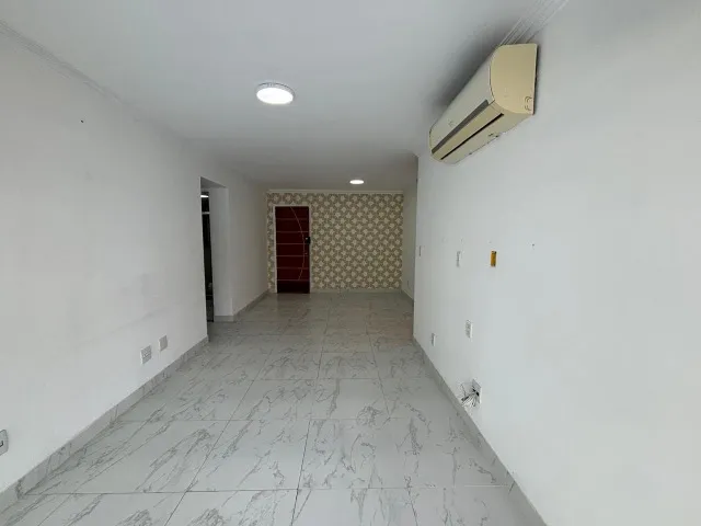 Apartment, 94 m², with a glass-enclosed balcony — photo 9