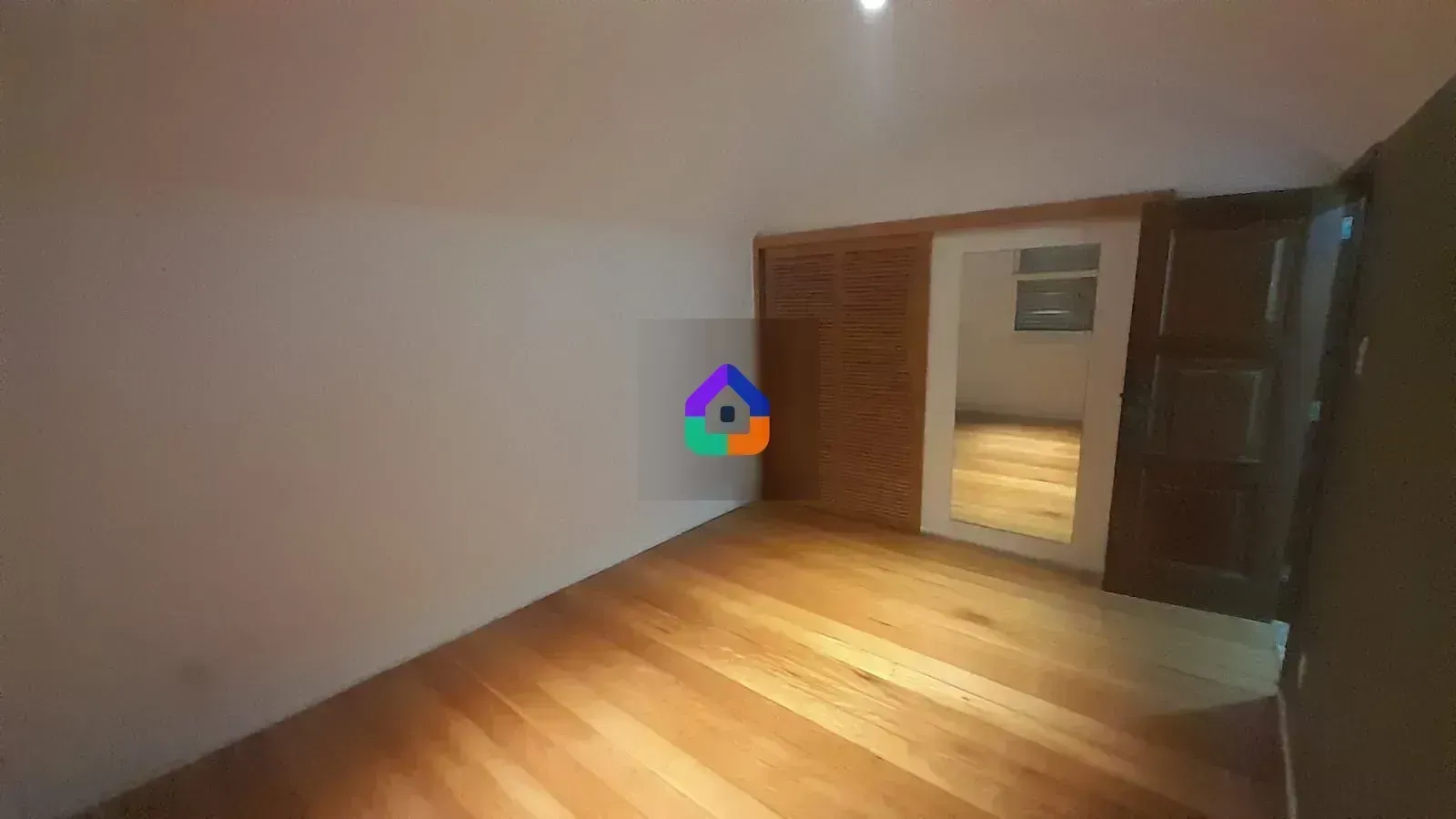 Apartment with 4 bedrooms and separate gas kitchen — photo 24