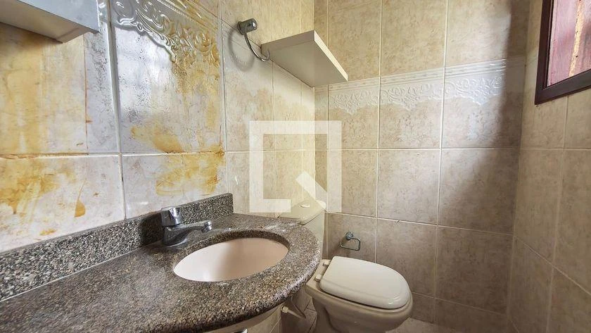 Дом 200 м² с панорамными окнами и грилем на балконе — photo 38
