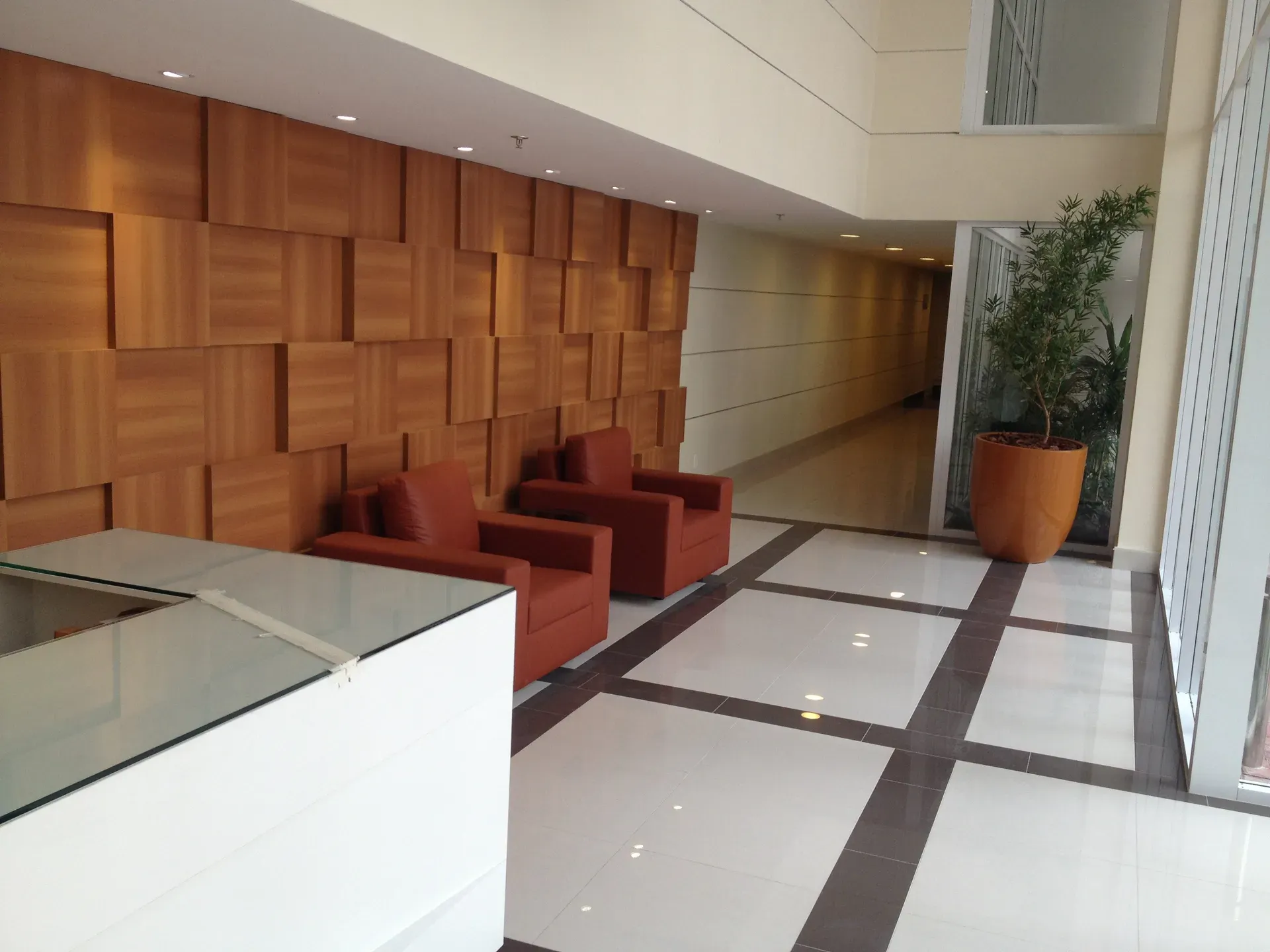 107 m² apartment with 4 bedrooms and 2 parking spaces — photo 23