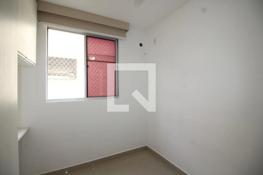 Apartamento de 2 quartos em condomínio com piscina — photo 6