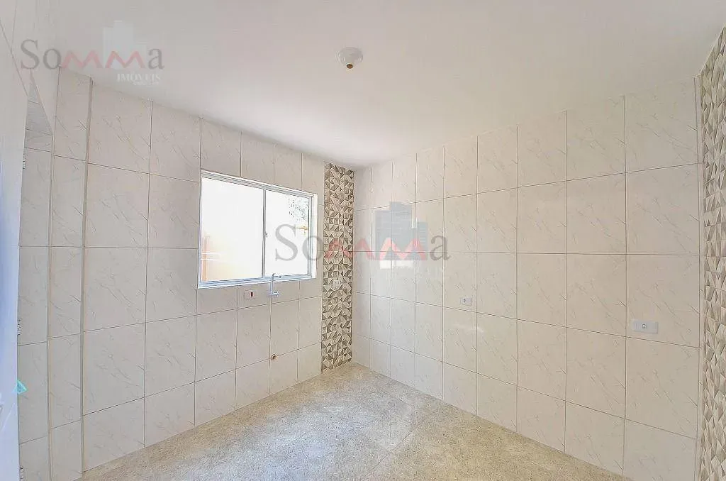 Sobrado com 3 dormitórios, 2 vagas e 107 m²