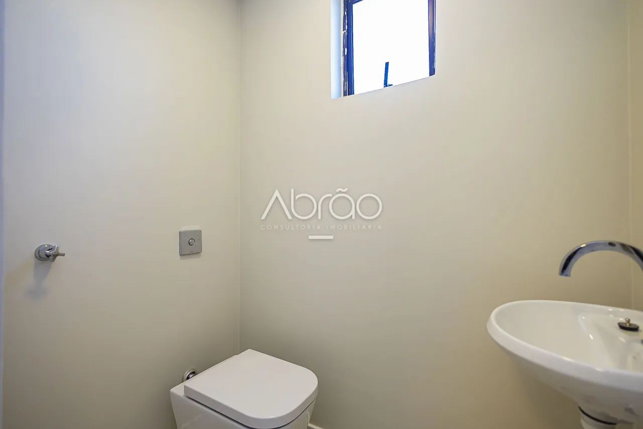 3-bedroom apartment with 1 en-suite bathroom — photo 10