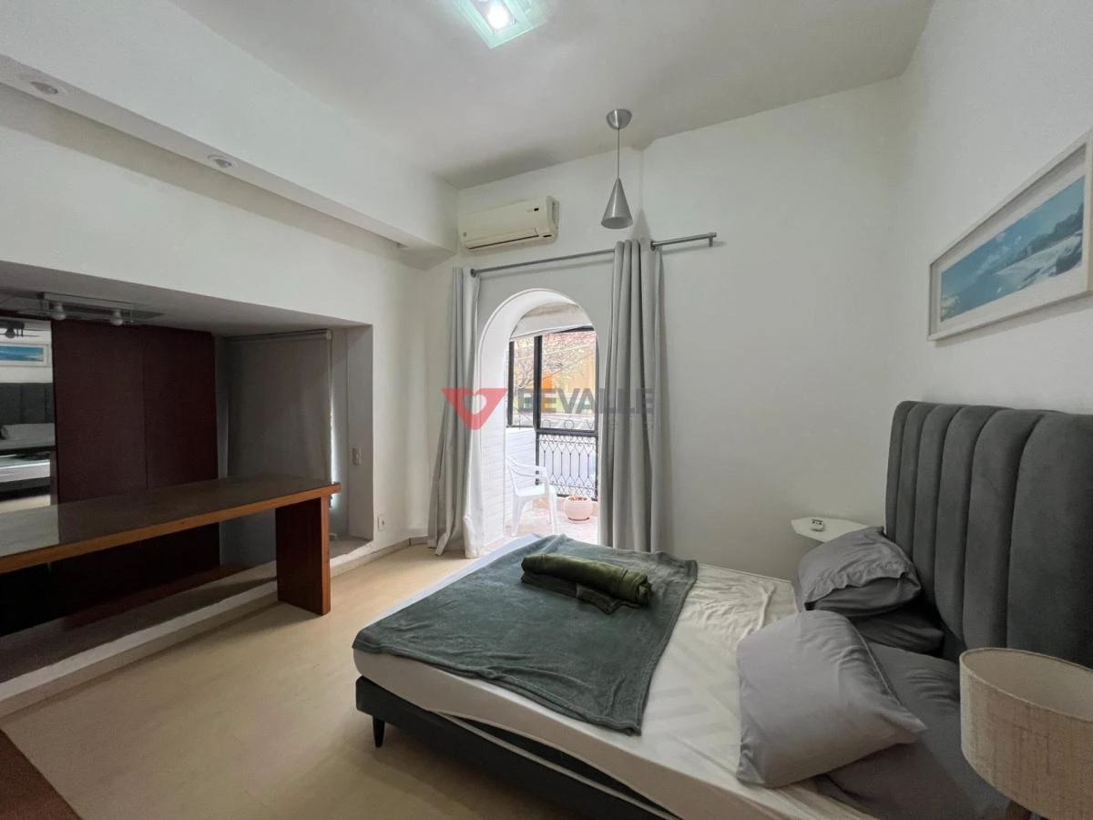 220 m² house with a washing machine and a home office — photo 49