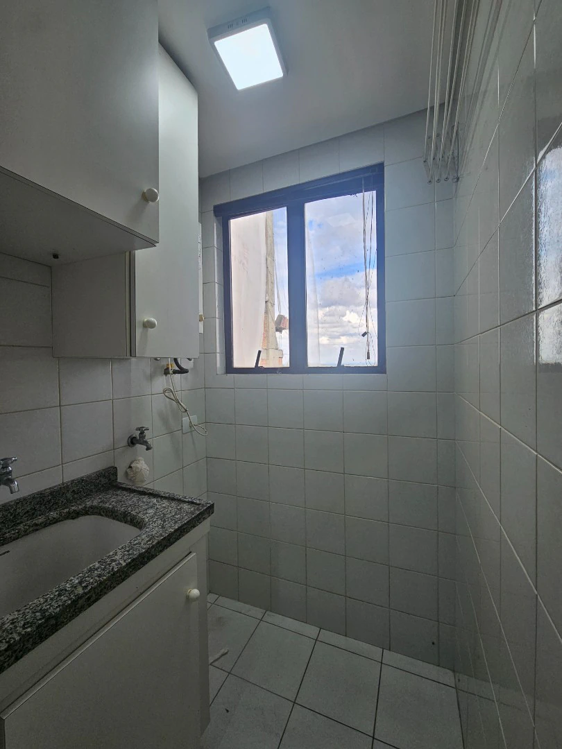 Apartamento de 1 quarto com varanda envidraçada, Centro — photo 7