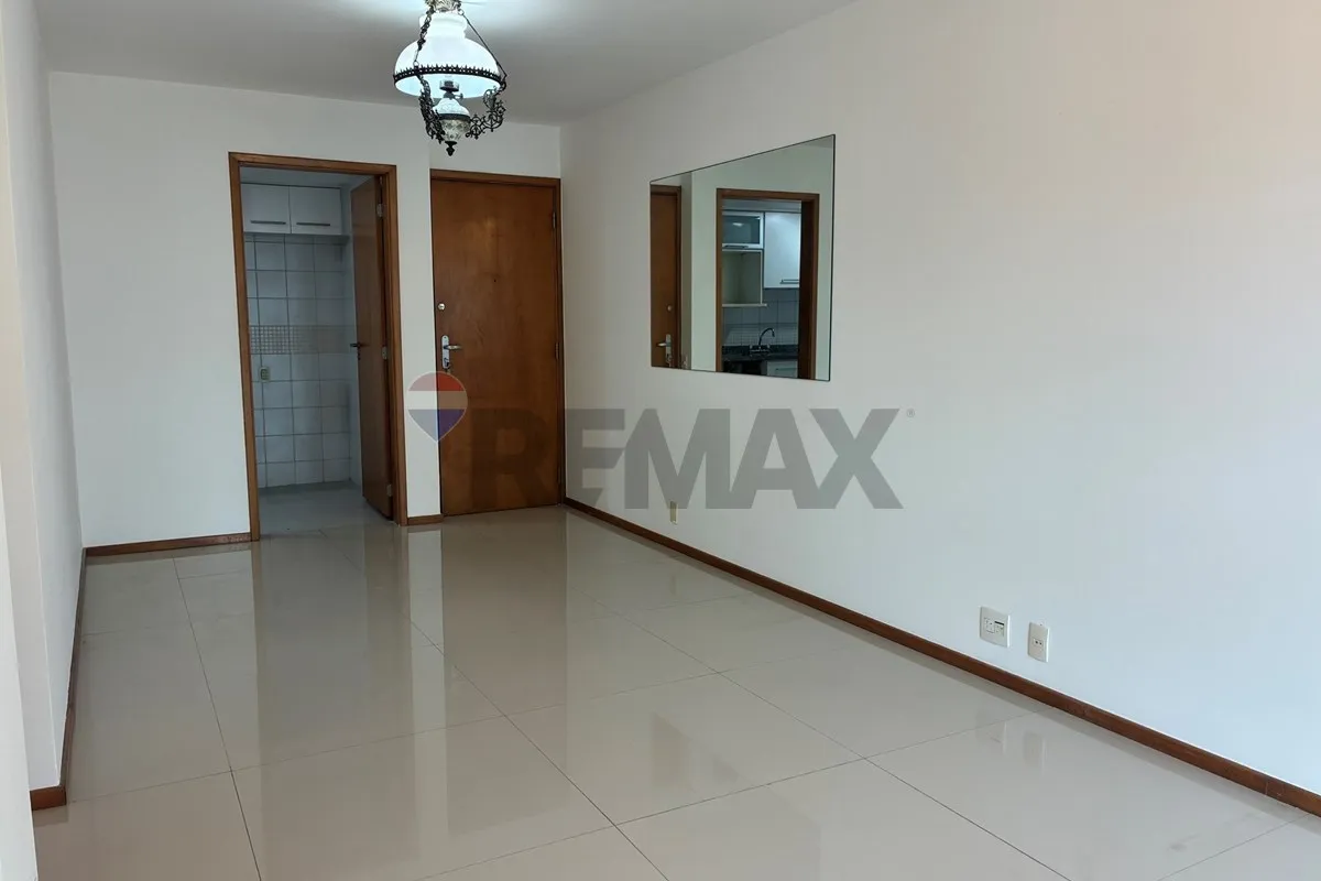Квартира 90 м² із заскленим балконом та видом на гори — photo 32