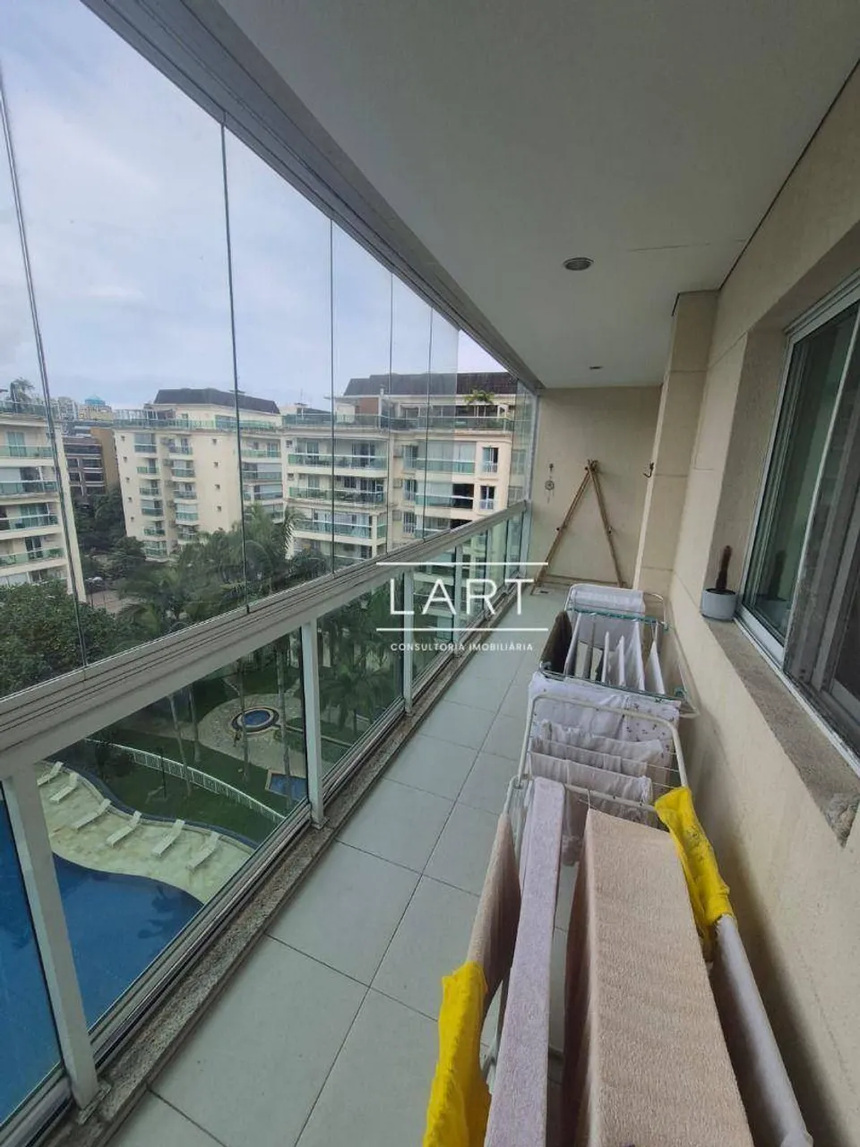 Furnished penthouse apartment with 3 bedrooms — photo 12