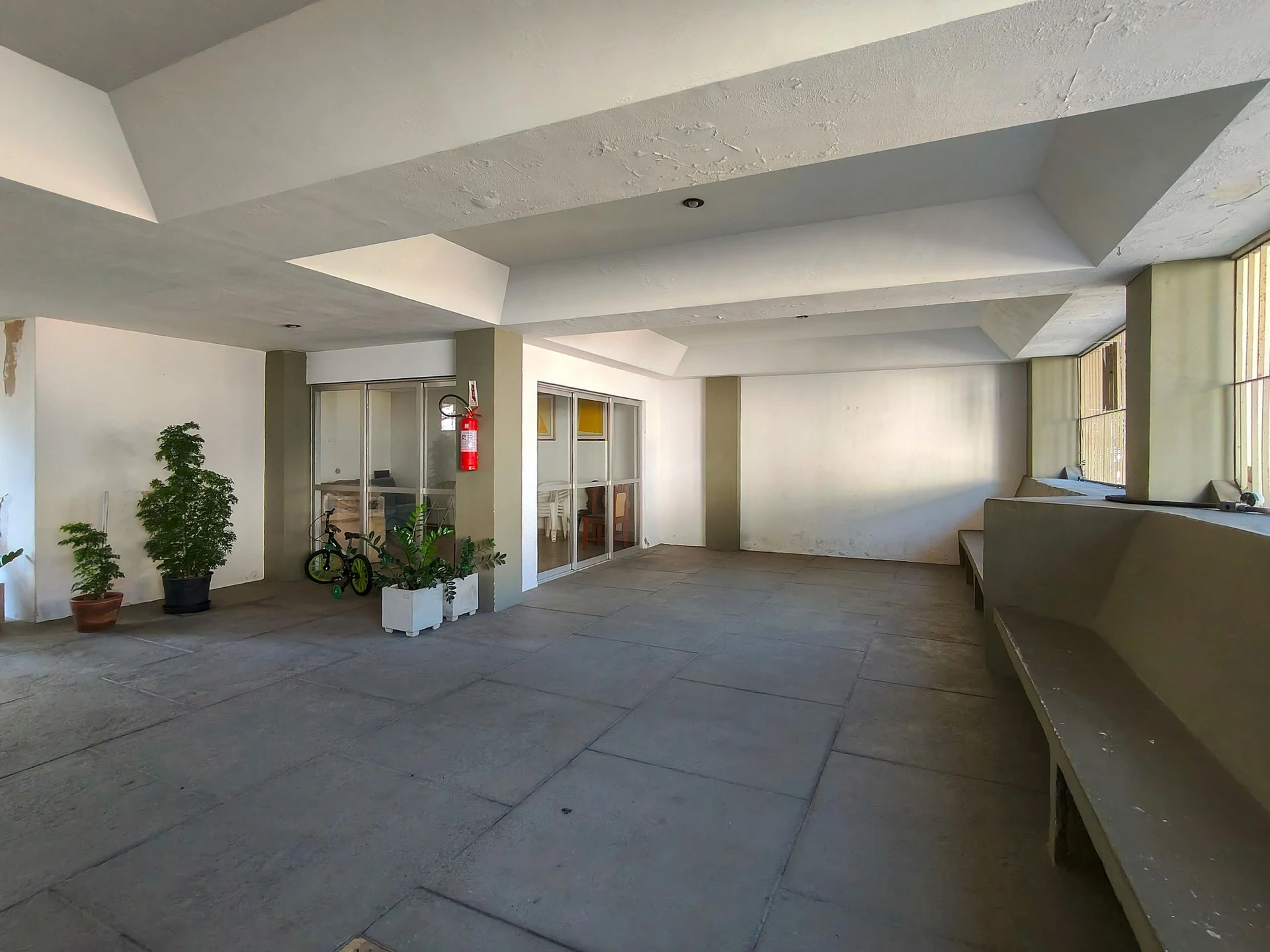 Apartamento mobiliado de 3 quartos com banheira — photo 48