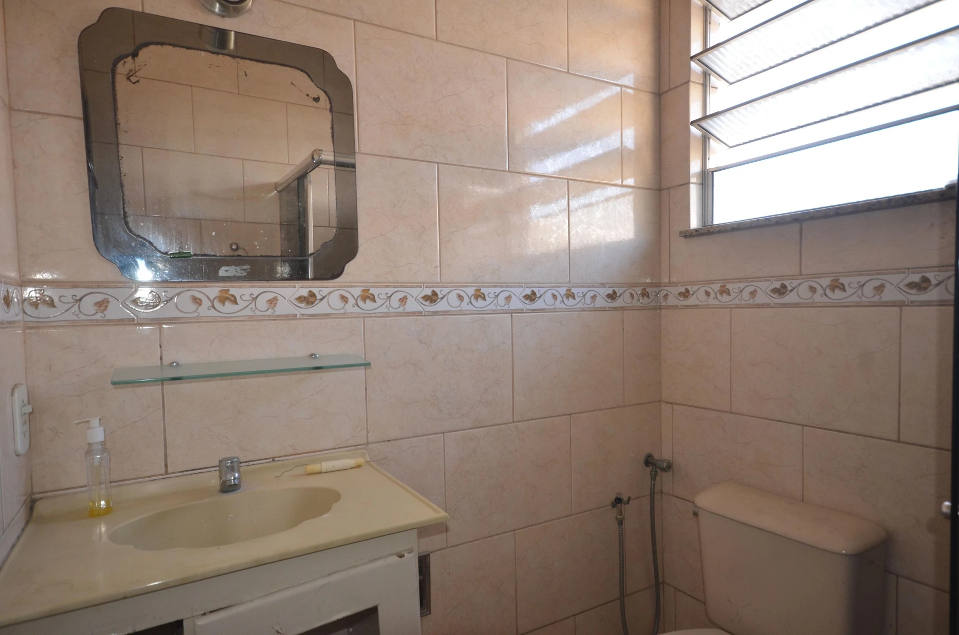 2-bedroom house with a washing machine — photo 31
