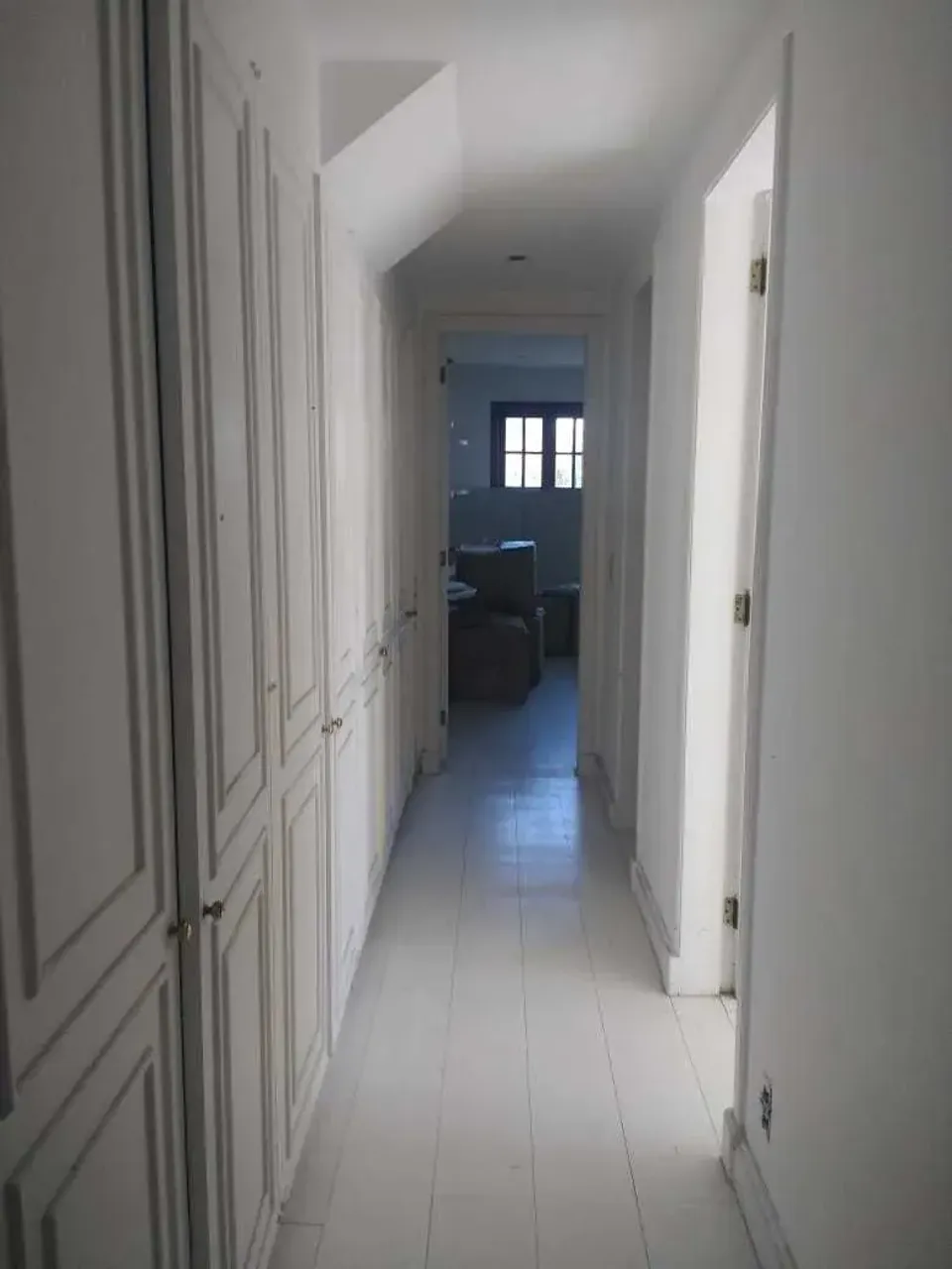 House with 4 bedrooms, 5 bathrooms and gas kitchen, 755 m² — photo 10