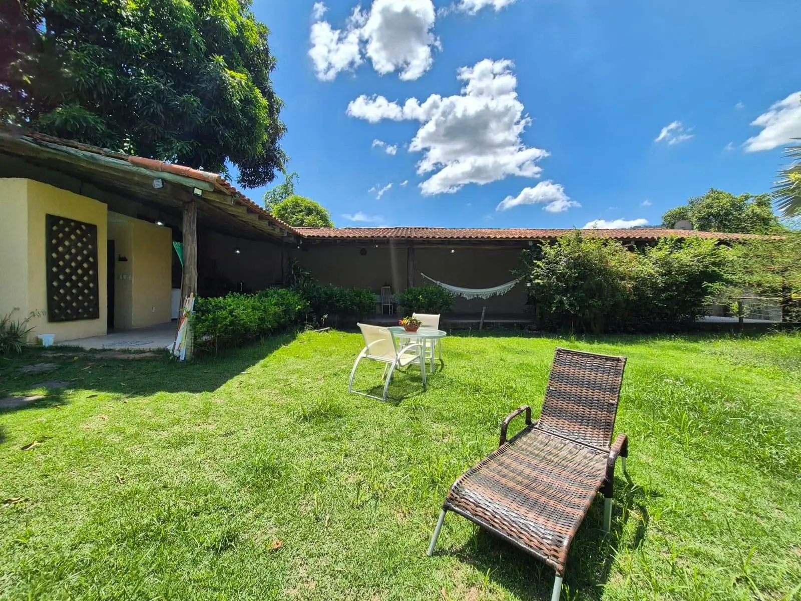 Furnished house, 2100 m², with a grill on the balcony — photo 36
