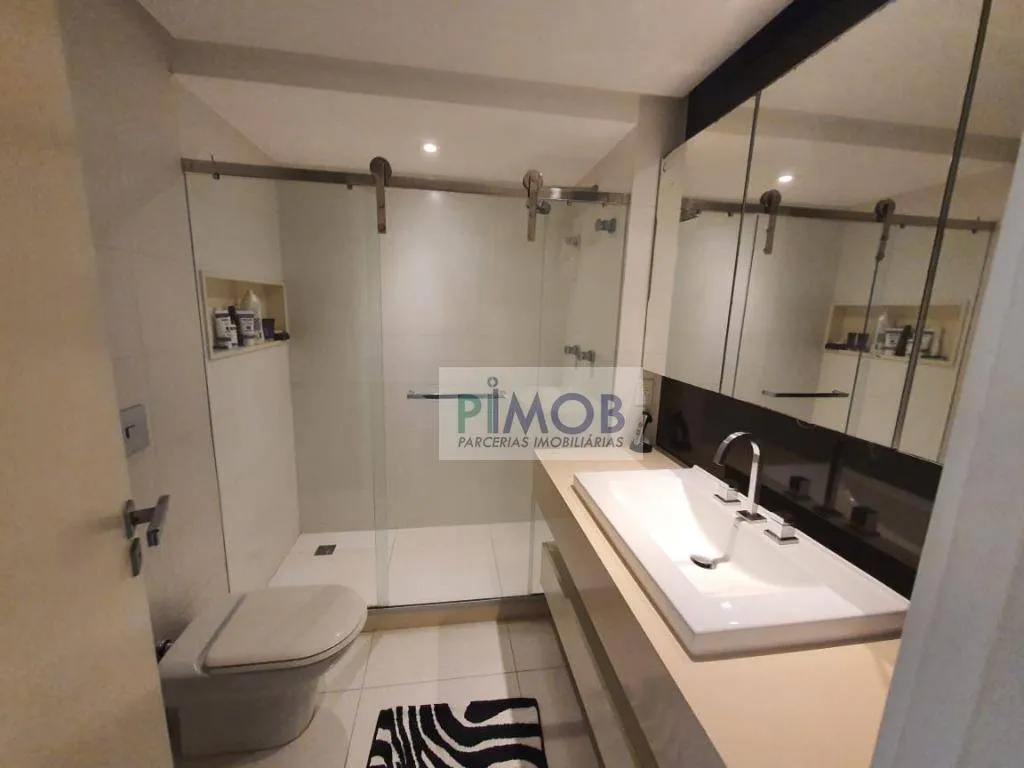 Furnished 260 m² apartment on the 23rd floor with 3 spots — photo 88