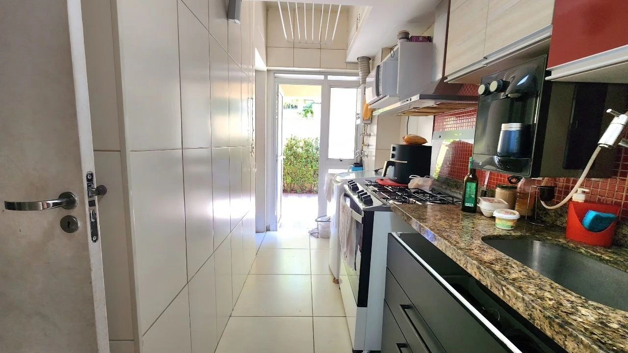 Furnished apartment, 160 m², with a washing machine — photo 18