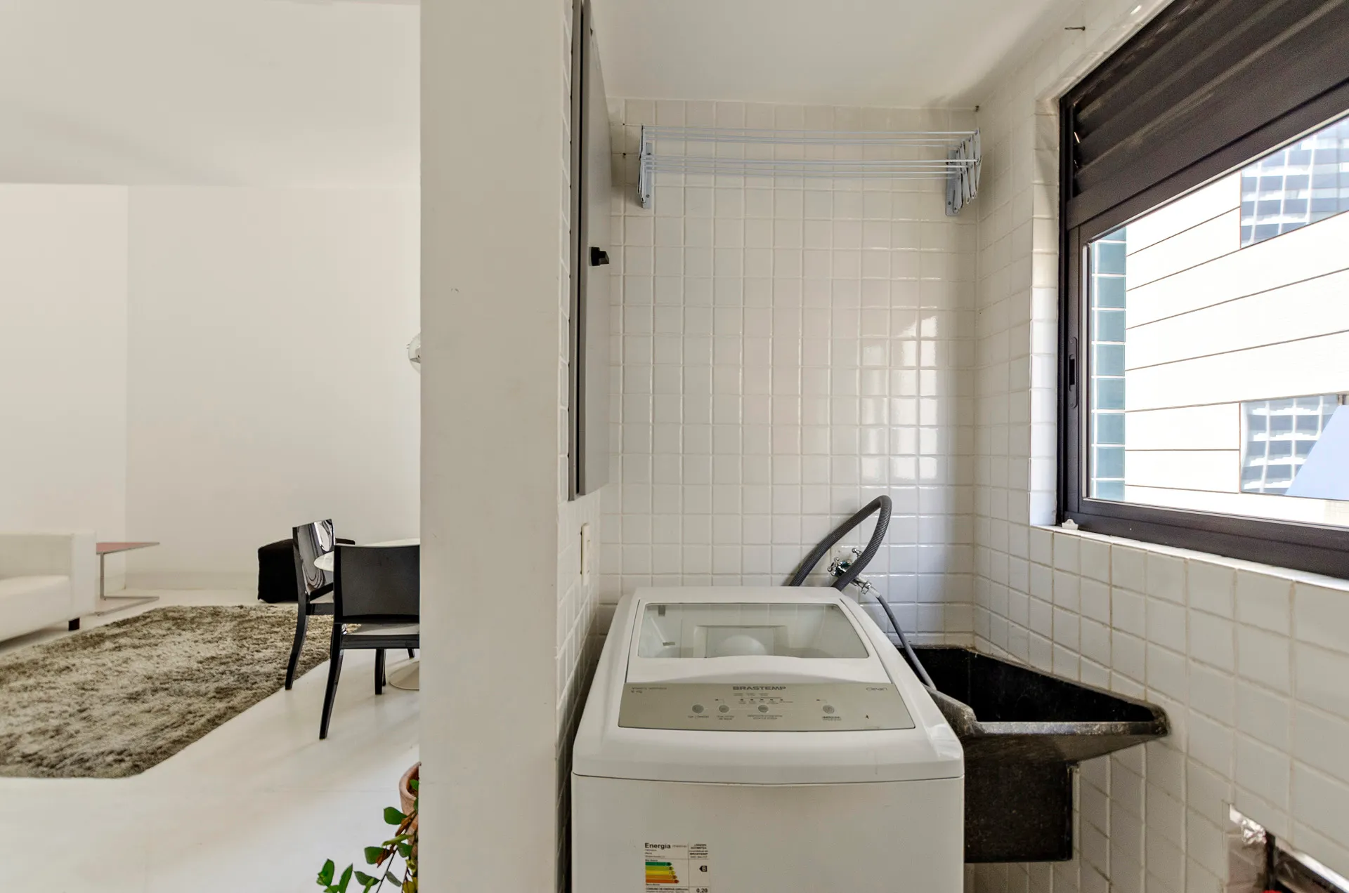 90 m² loft with 1 parking spot and suite — photo 9