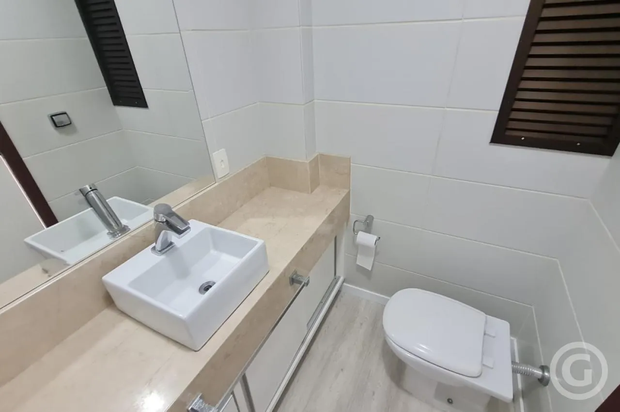 2-bedroom apartment with a water view in Florianópolis — photo 12