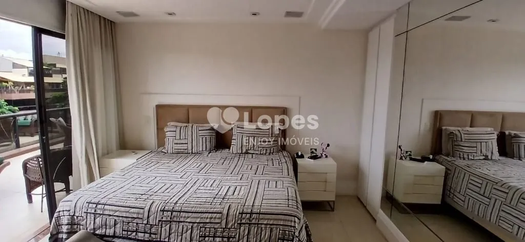 390 m² apartment with a private BBQ area — photo 24