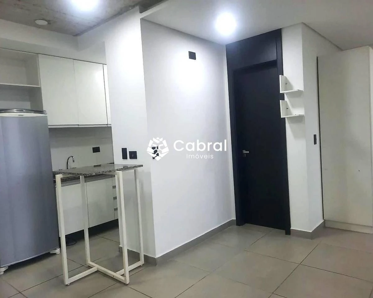 Balcony with a grill in a one-bedroom apartment, 35 m² — photo 2