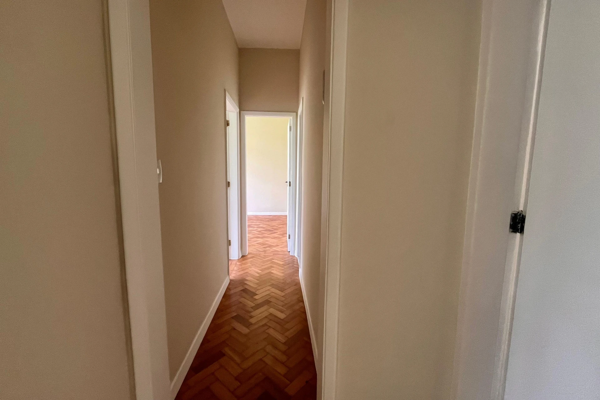 2-bedroom apartment with floor-to-ceiling windows — photo 21
