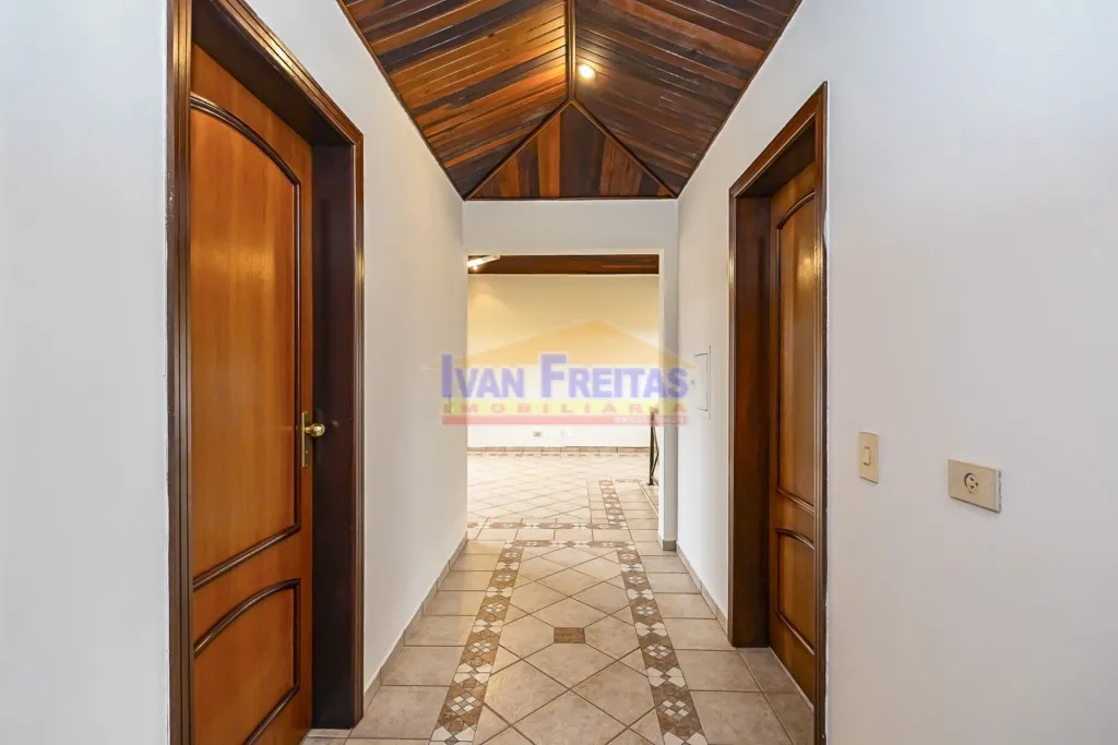 House with 5 bedrooms and balcony, plus 5 parking spots — photo 65