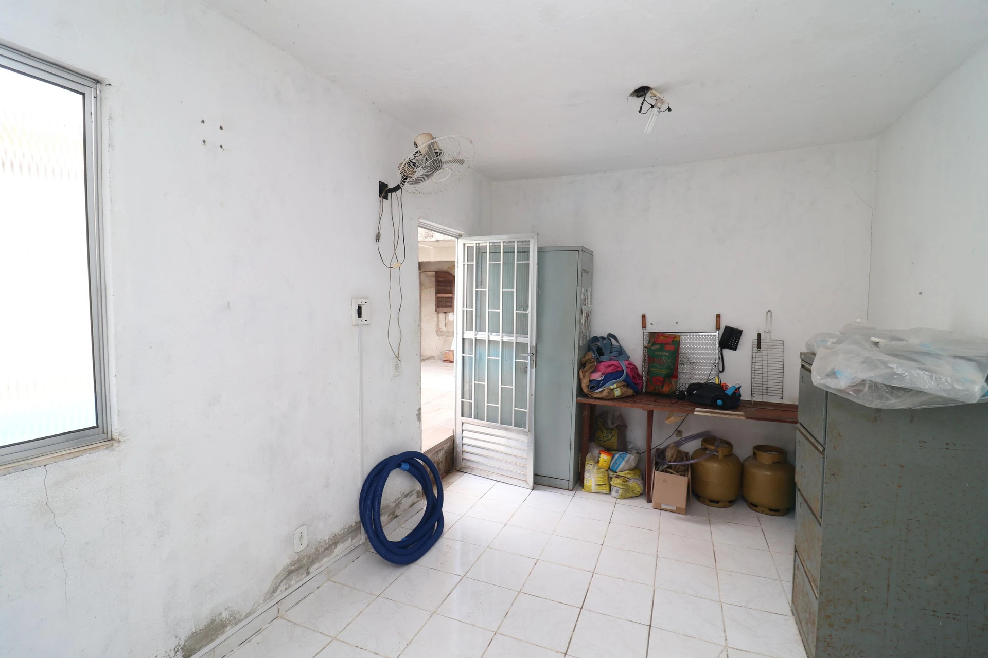 House with 4 suites and 3 parking spaces with private garden — photo 55
