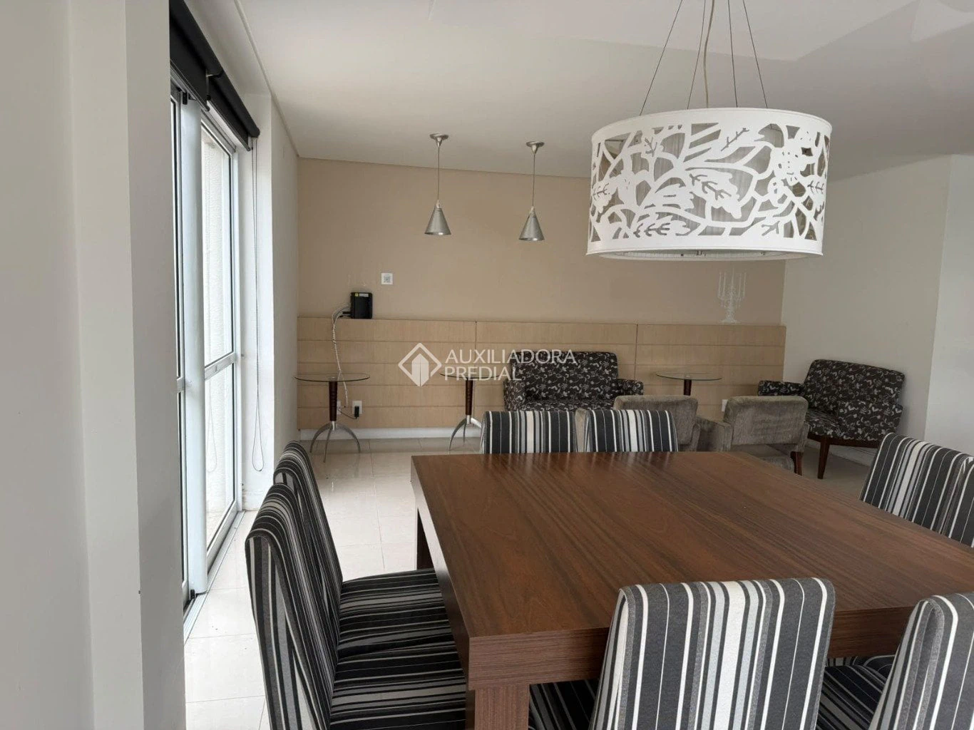 Furnished apartment, 105 m², with a grill on the balcony — photo 20