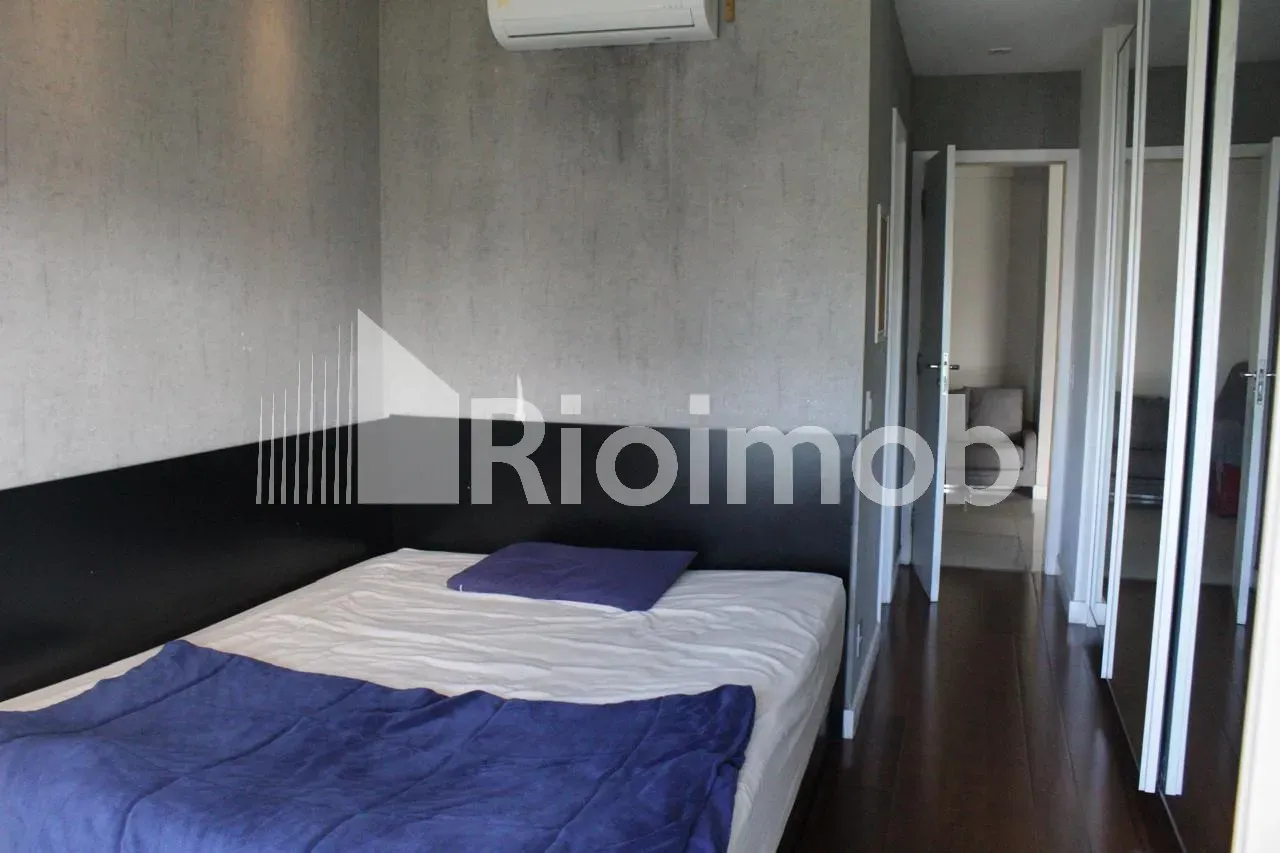 Apartment with 4 bedrooms and 5 bathrooms, 3 parking — photo 30