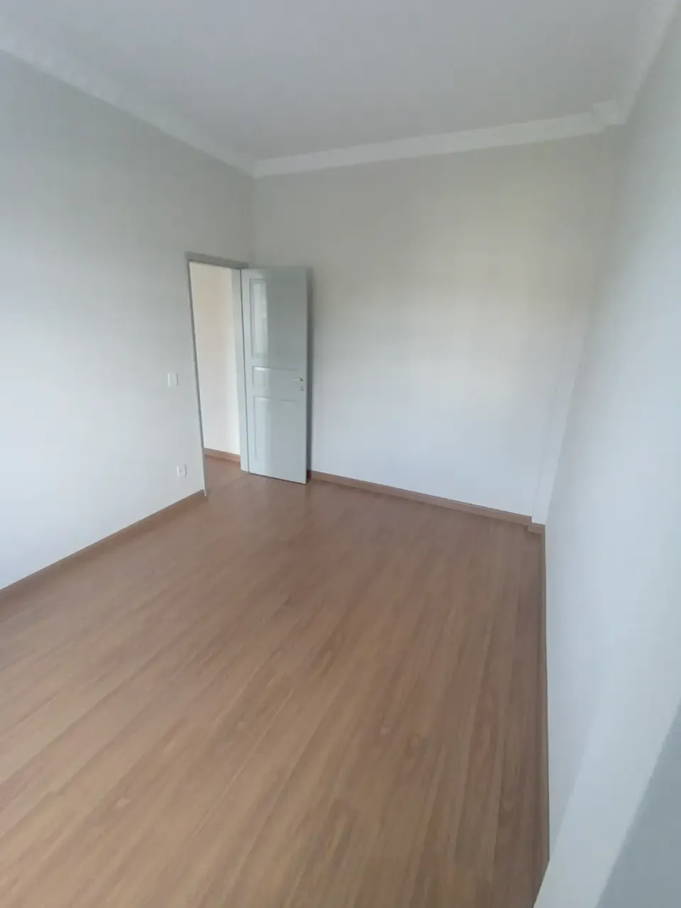 Unfurnished 89 m² apartment with 2 bedrooms and 2 bathrooms — photo 3