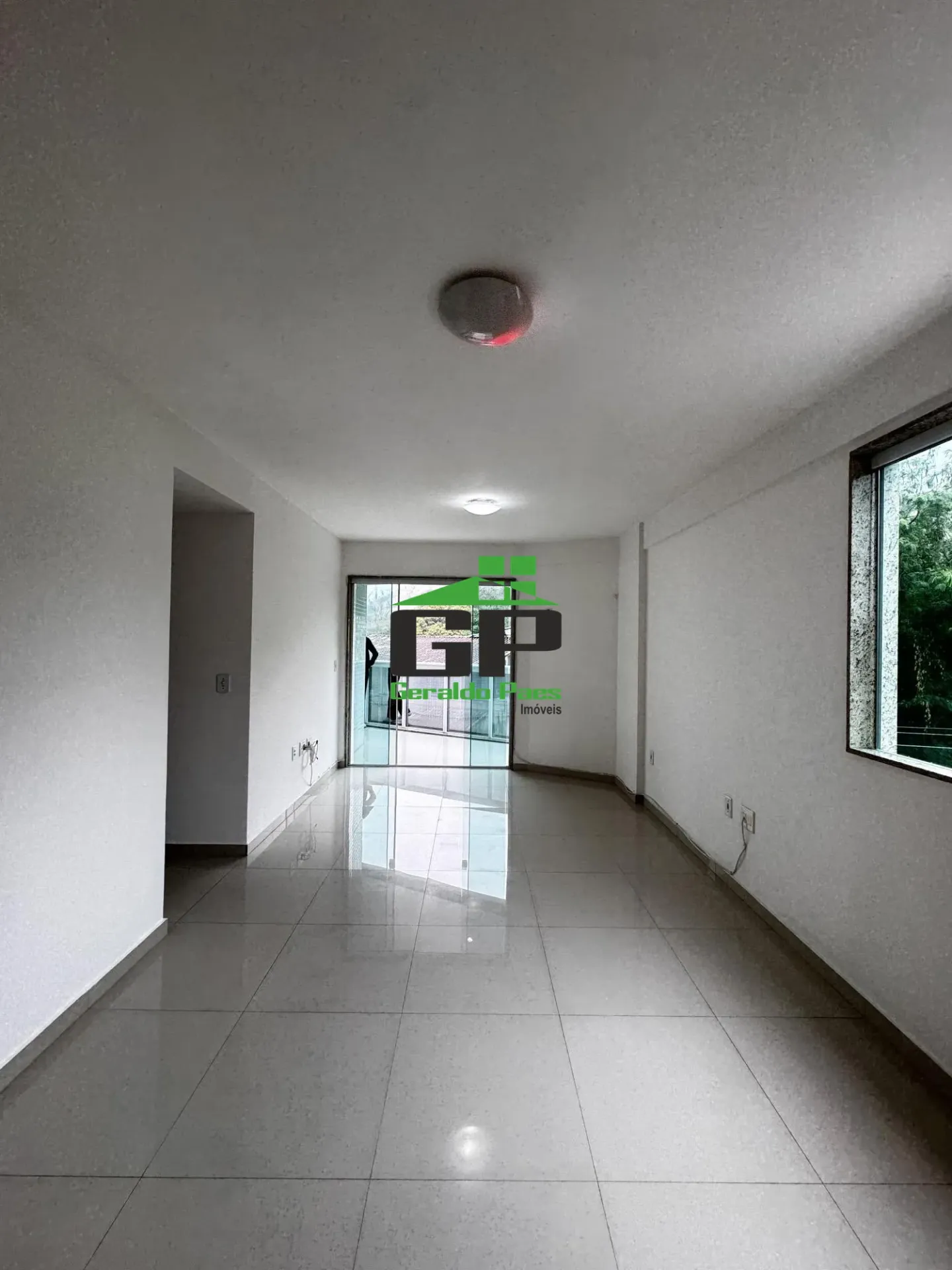 3-bedroom apartment with 2 en-suites and a balcony — photo 15
