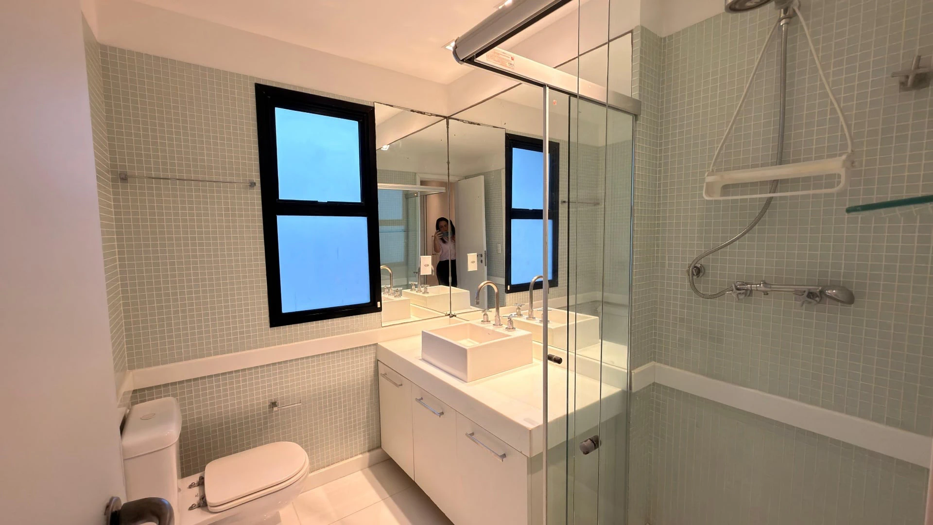 Apartamento, 162 m², com janelas do piso ao teto — photo 4