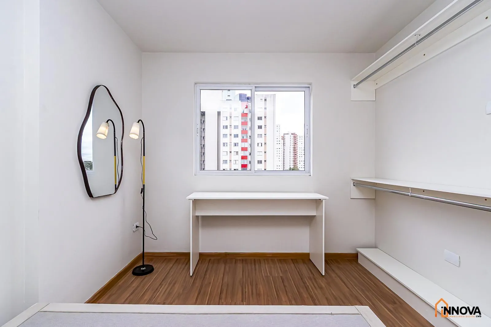 Робоче місце та 1 спальня: квартира 35 м² — photo 4