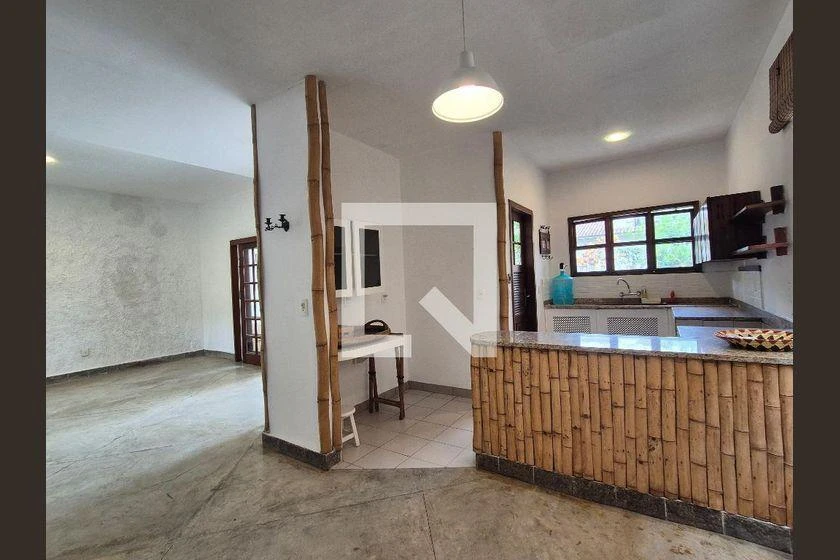 Casa de 3 quartos com 2 vagas e pets permitidos — photo 38