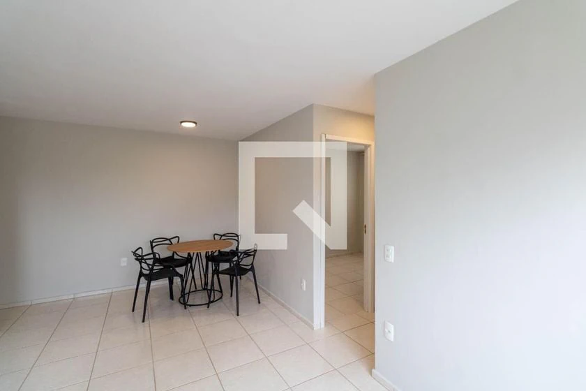 2-bedroom apartment with a home office — photo 6