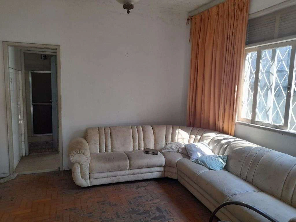 Casa mobiliada com 4 quartos e cozinha com fogão a gás — photo 3