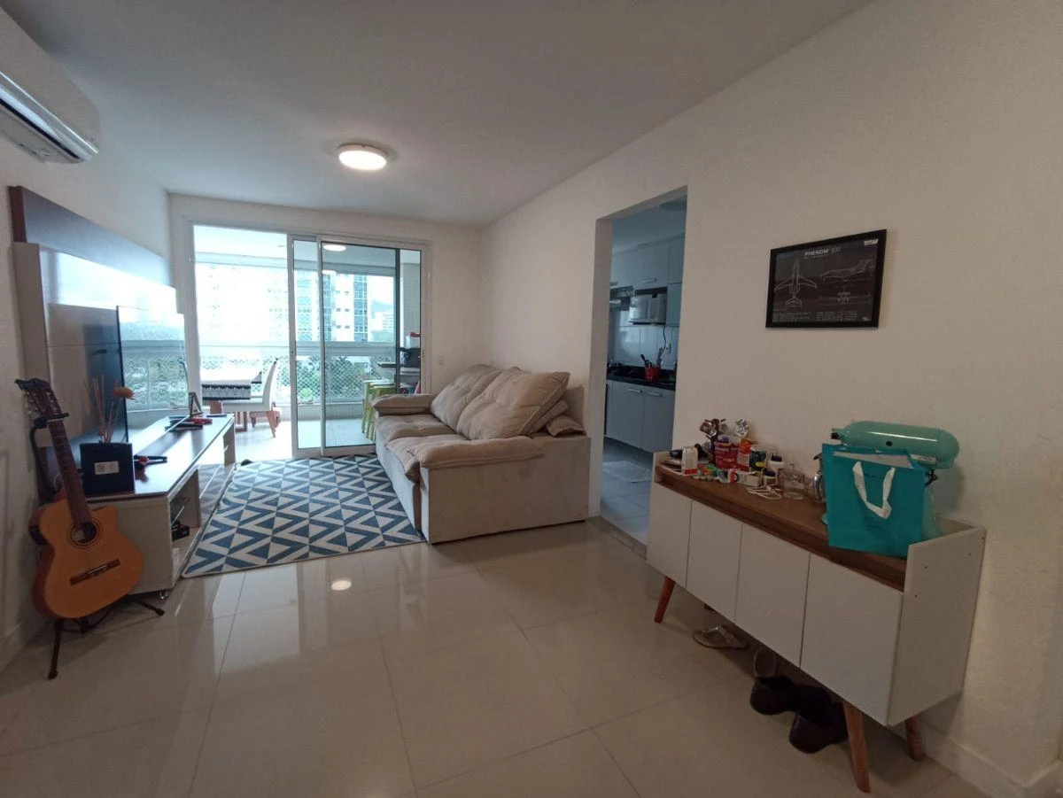 Furnished 85 m² apartment with en-suite and parking — photo 7