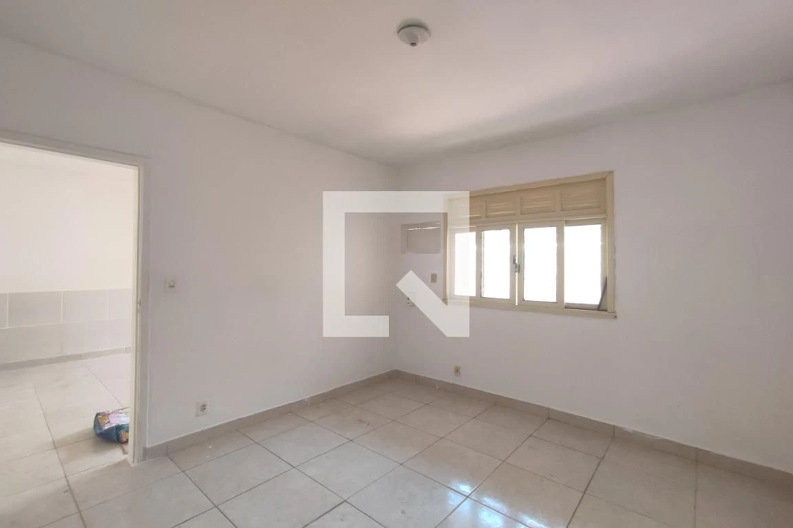 Сад та 1 спальня: будинок 45 м² — photo 9