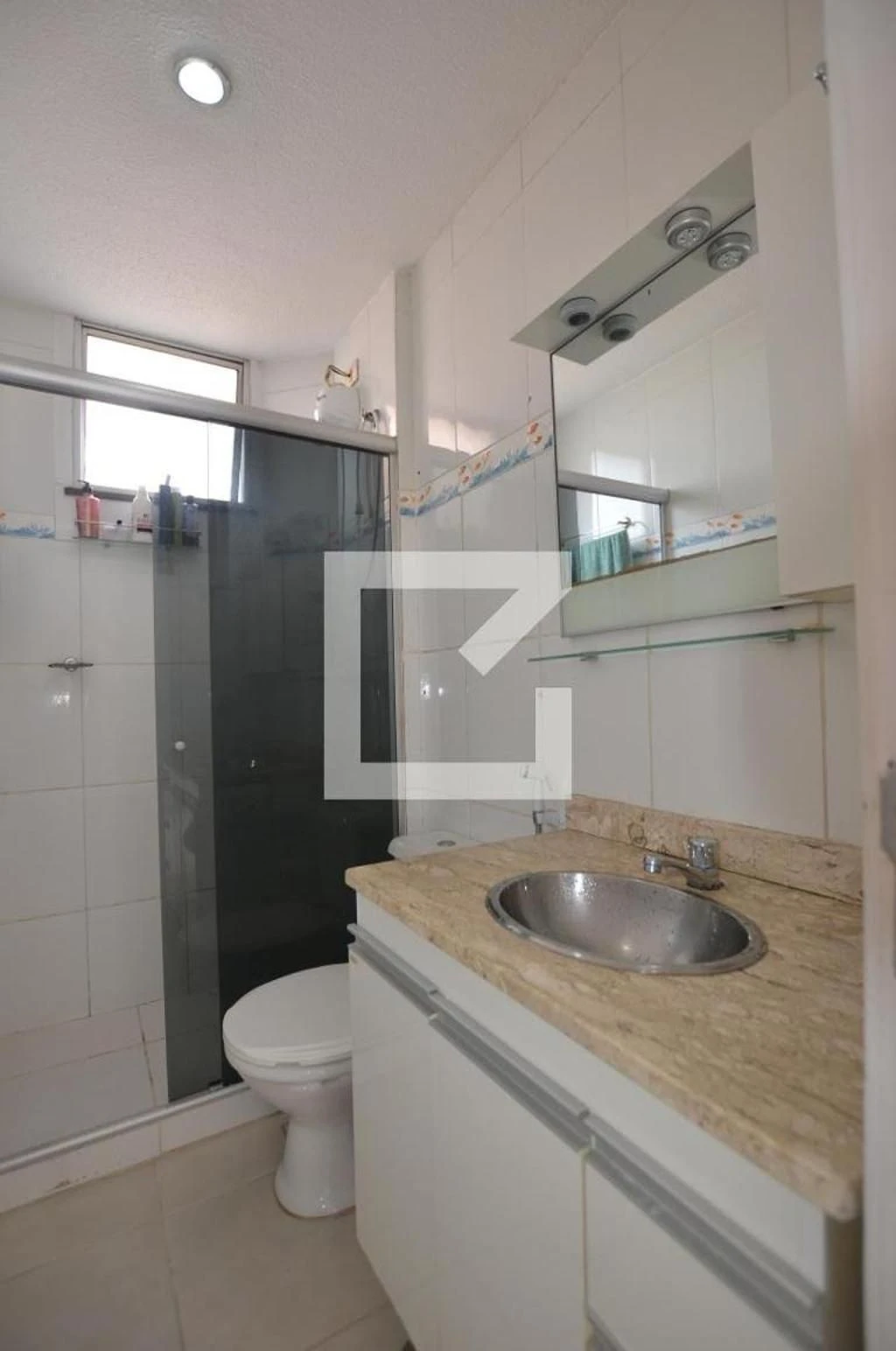 Apartamento de 2 quartos em condomínio com piscina — photo 9
