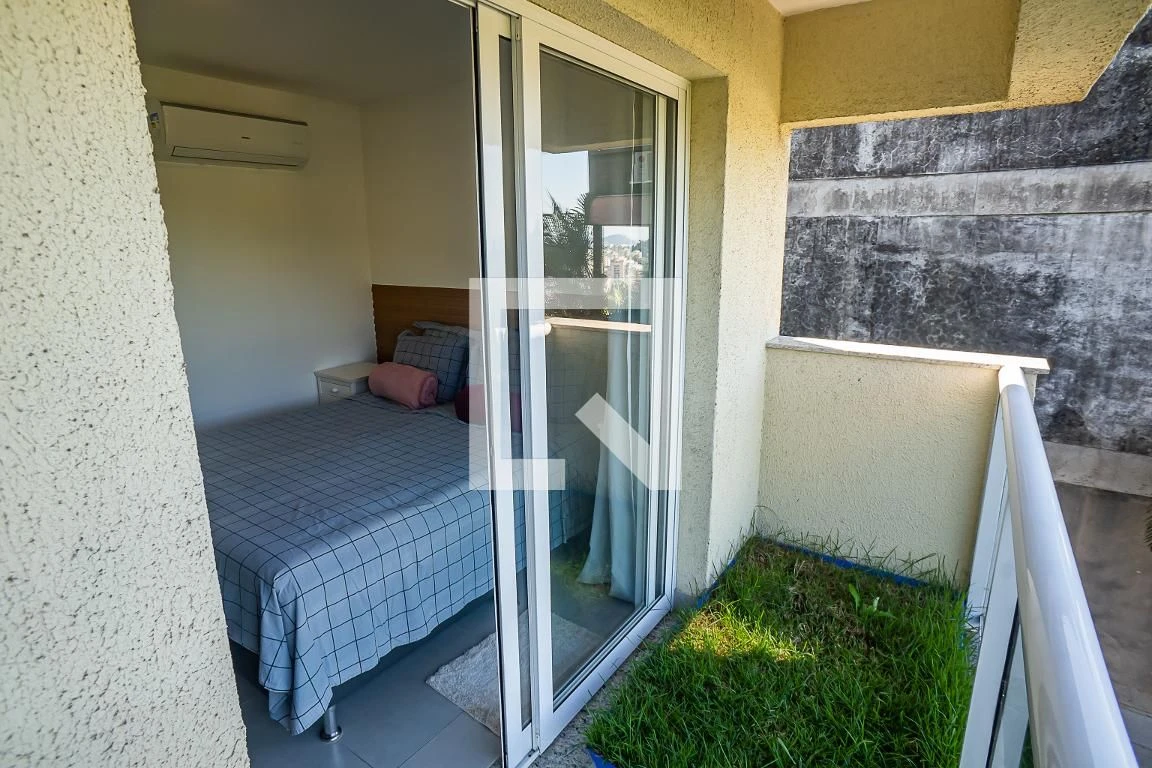 Casa mobiliada, 120 m², com janelas do piso ao teto — photo 37