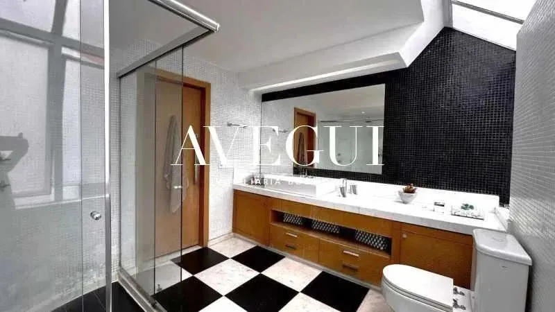 Furnished house with 4 bedrooms and 5 bathrooms — photo 4