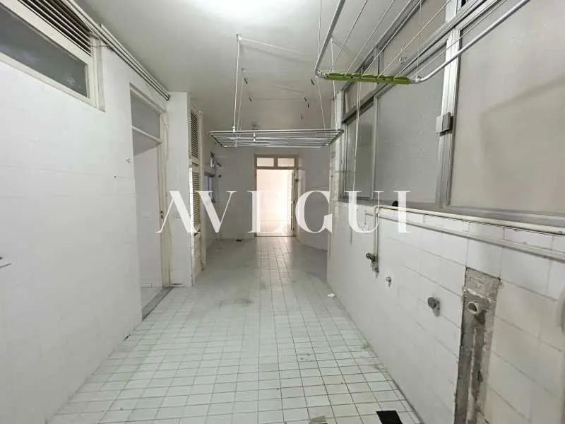 Residential apartment with 4 bedrooms and 4 bathrooms — photo 21