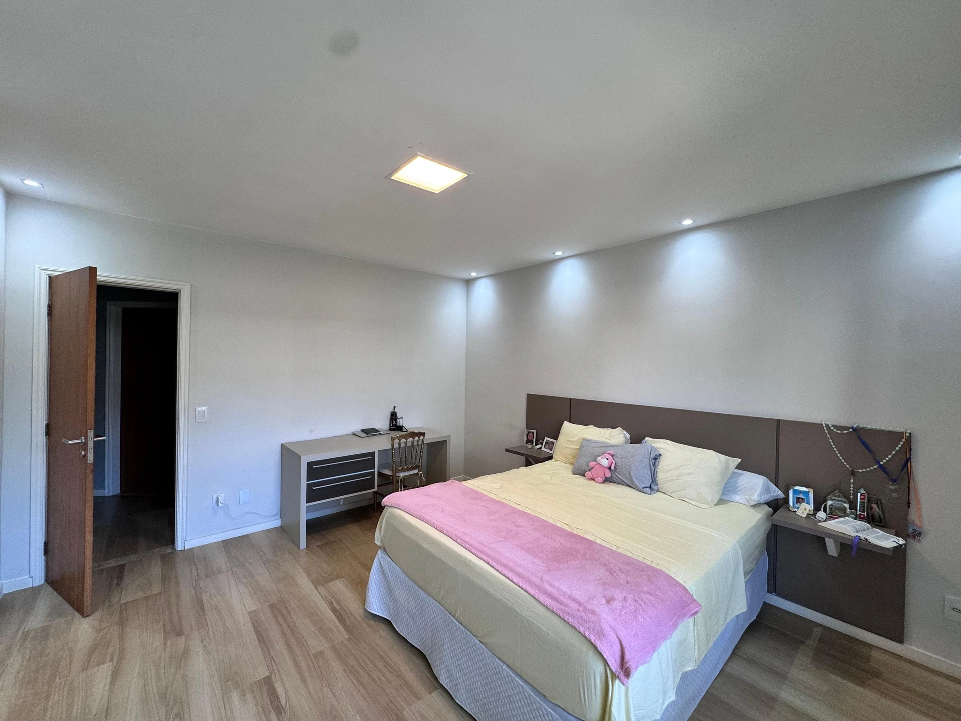 Furnished house with 4 en-suites and 6 bathrooms — photo 41