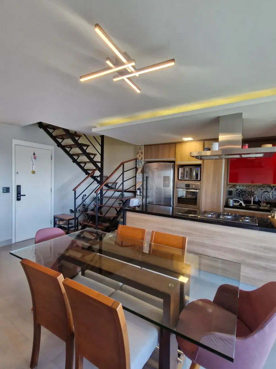 Furnished 4-bedroom apartment with 178 m² — photo 11