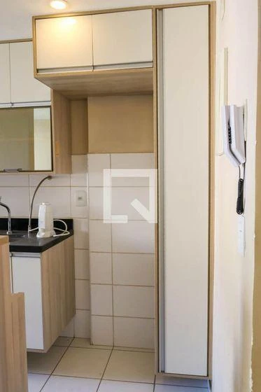 2-bedroom apartment in a building with a gym — photo 31