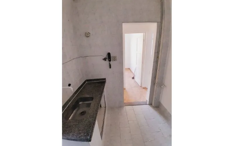 Apartamento para alugar com 2 quartos e cozinha separada — photo 3