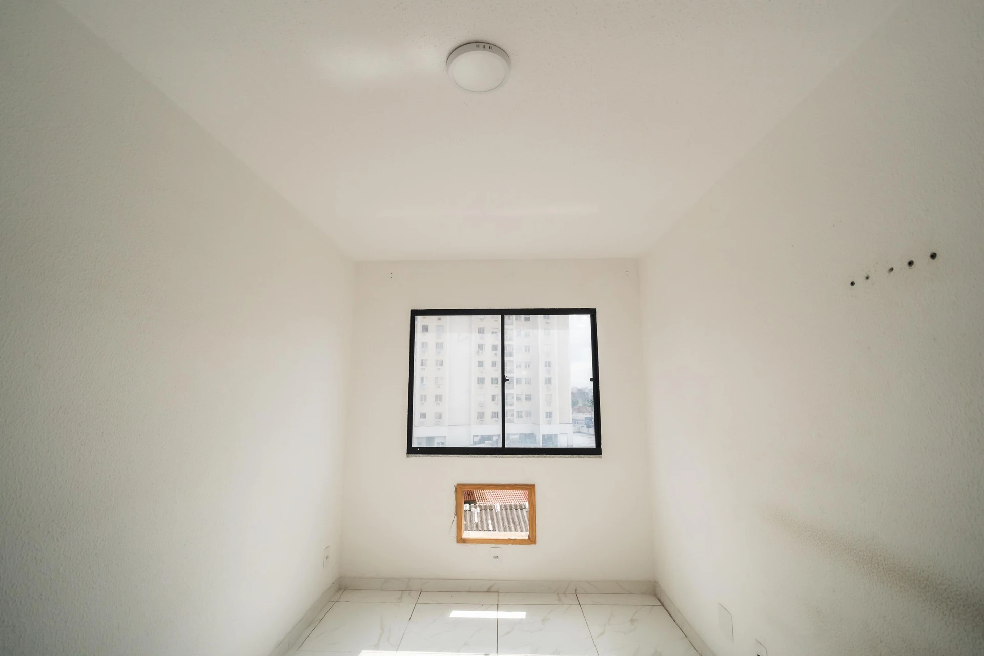 2-bedroom apartment with 1 bathroom and 1 parking spot — photo 40