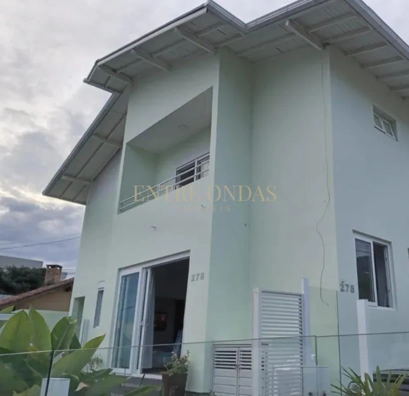 Furnished 2-bedroom apartment with 3 bathrooms — photo 25