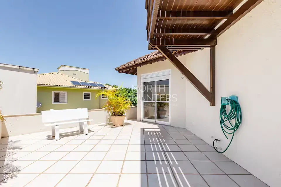 Casa amueblada con 3 dormitorios y 2 suites, 400 m² — photo 11