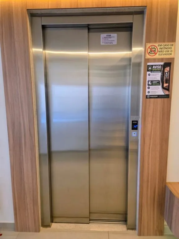 Apartamento de 2 dormitorios con 84 m² y garaje — photo 29